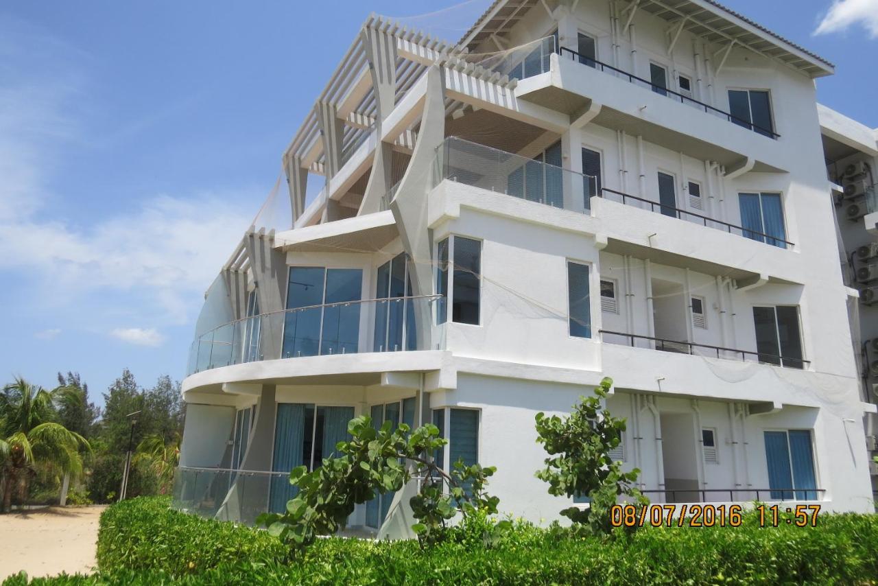 Luxury Penthouse, Nilaveli Apartment Trincomalee Luaran gambar